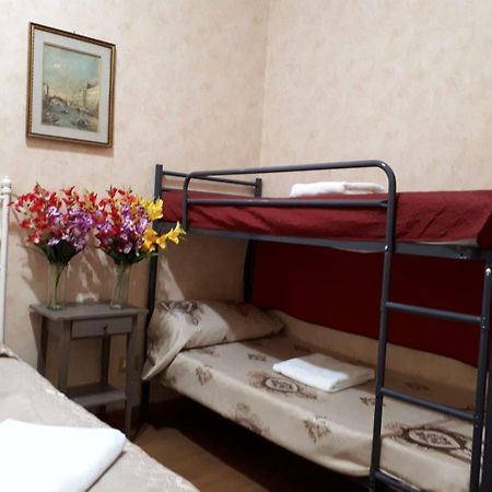 Renting Rooms Rome Buitenkant foto