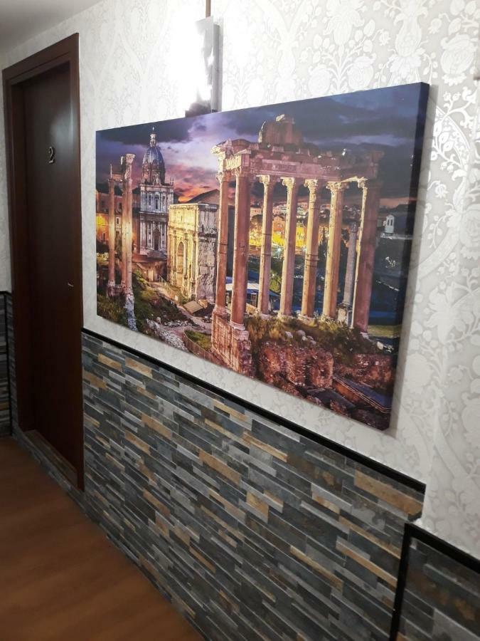Renting Rooms Rome Buitenkant foto