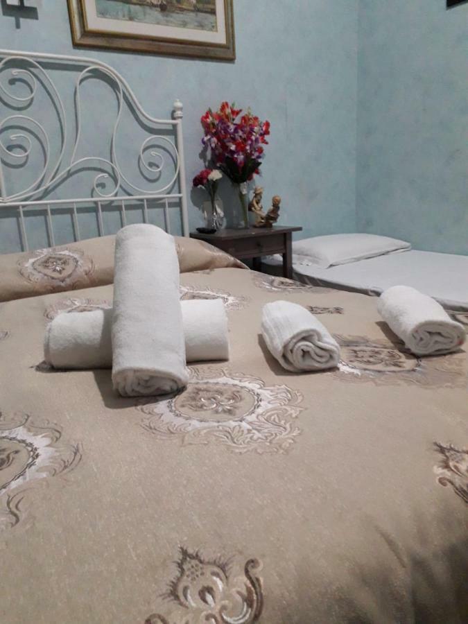 Renting Rooms Rome Buitenkant foto