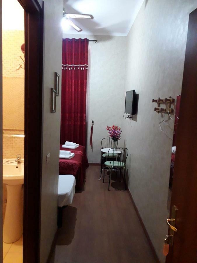 Renting Rooms Rome Buitenkant foto