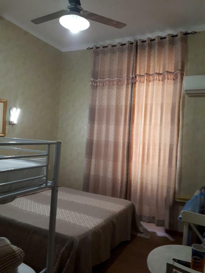 Renting Rooms Rome Buitenkant foto