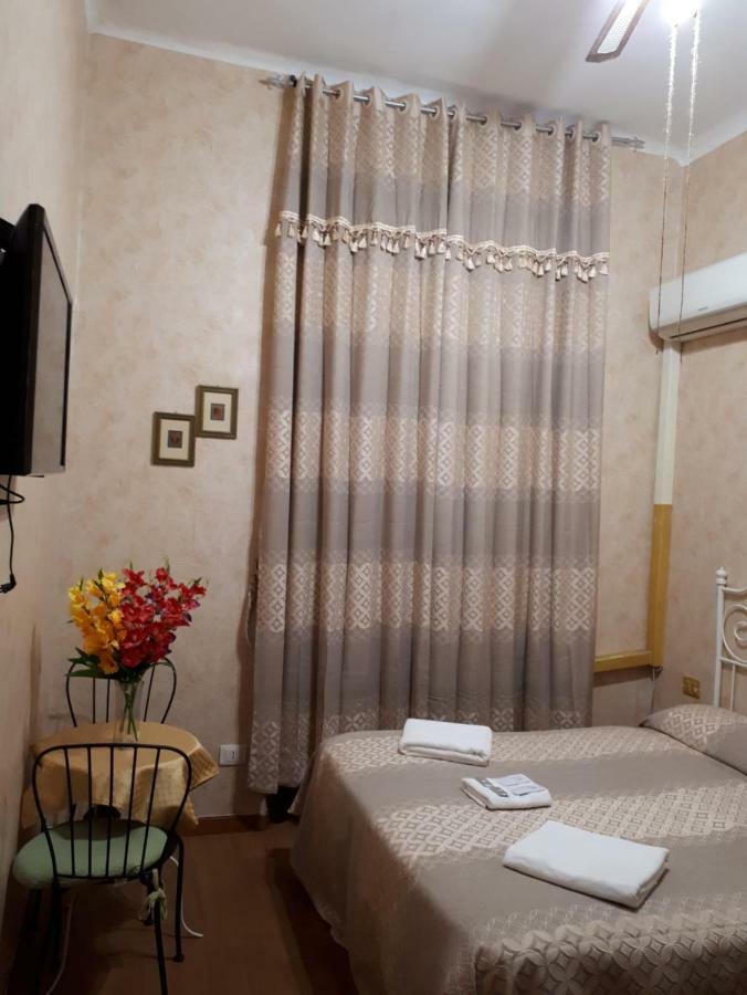Renting Rooms Rome Buitenkant foto