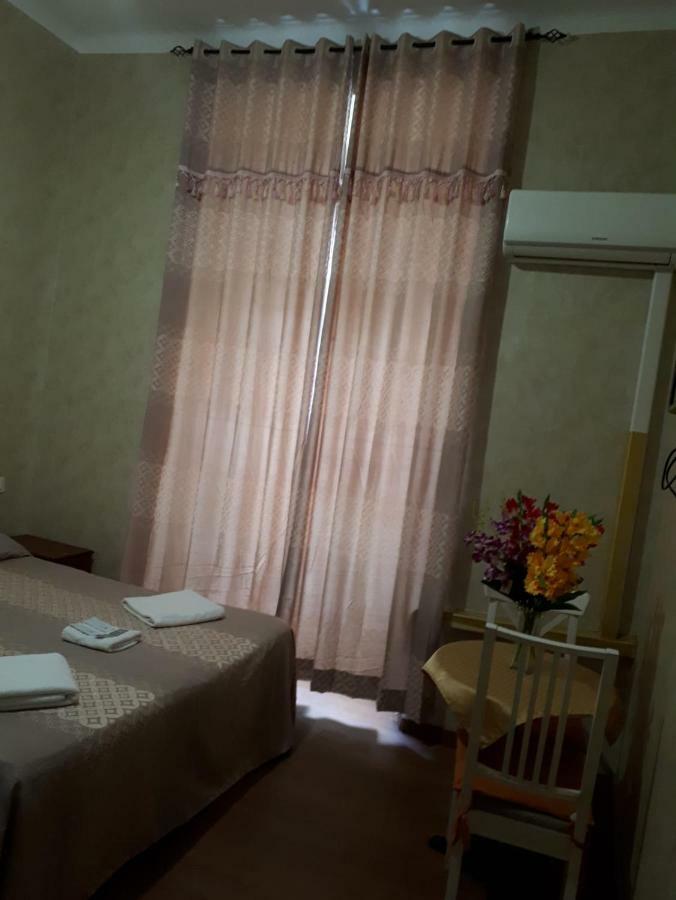 Renting Rooms Rome Buitenkant foto
