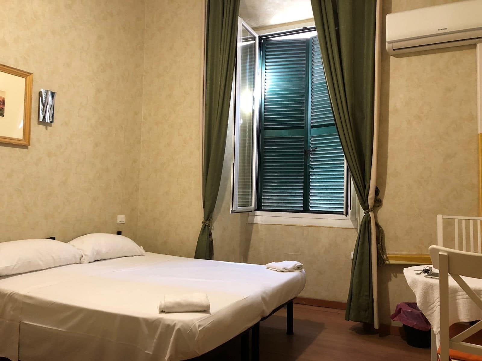 Renting Rooms Rome Buitenkant foto